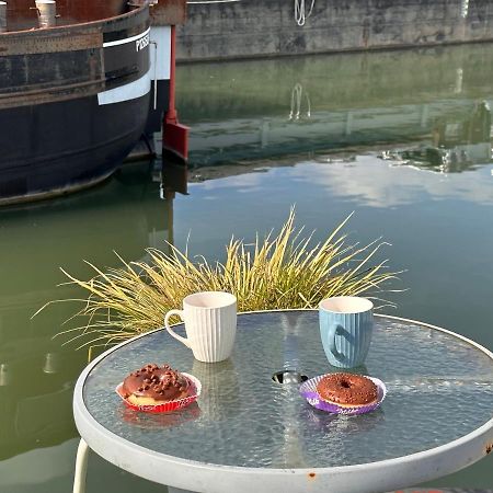Appartement marinier dans Péniche Louise Michel Douai Esterno foto