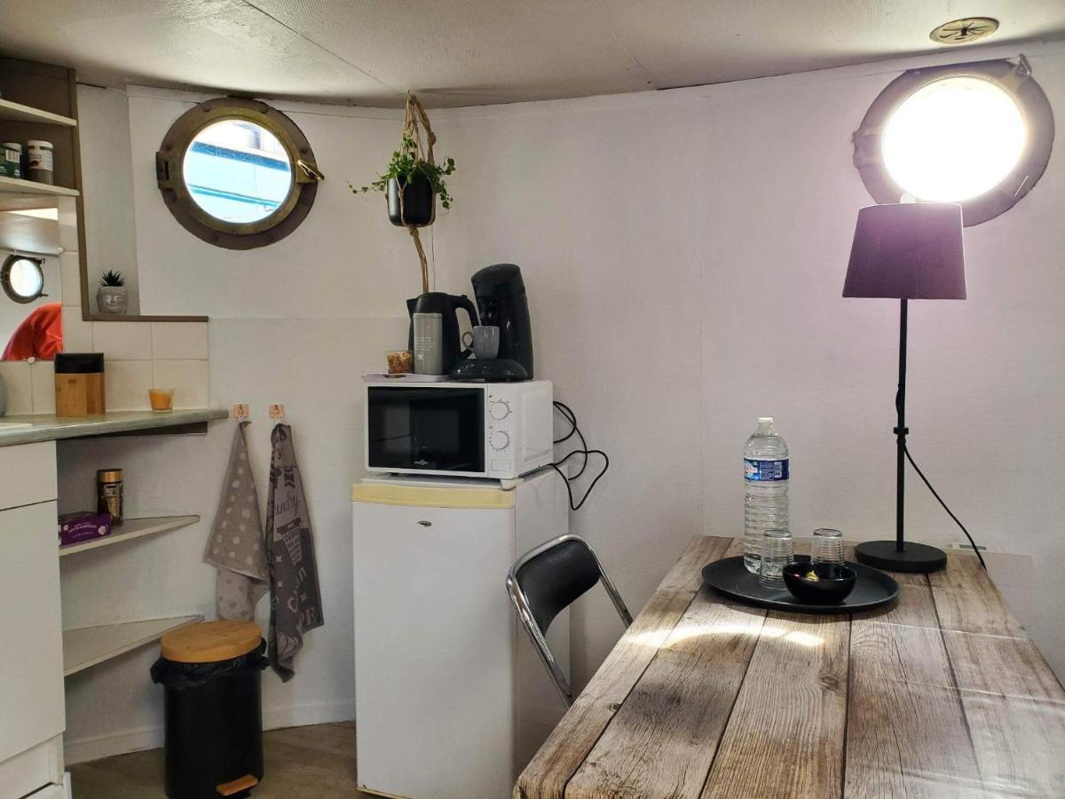 Appartement marinier dans Péniche Louise Michel Douai Esterno foto