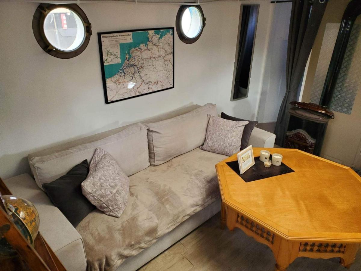 Appartement marinier dans Péniche Louise Michel Douai Esterno foto