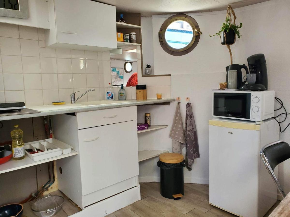 Appartement marinier dans Péniche Louise Michel Douai Esterno foto