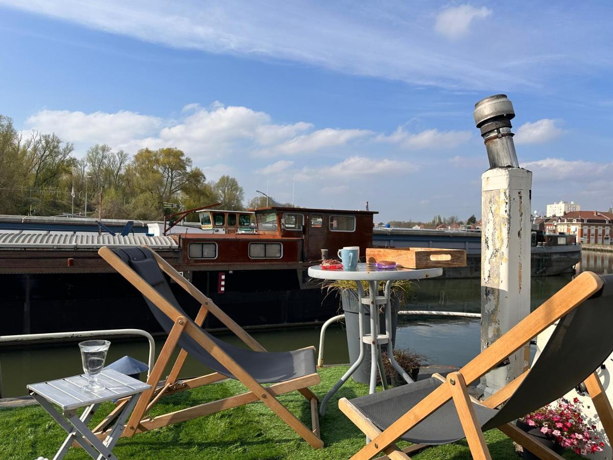 Appartement marinier dans Péniche Louise Michel Douai Esterno foto