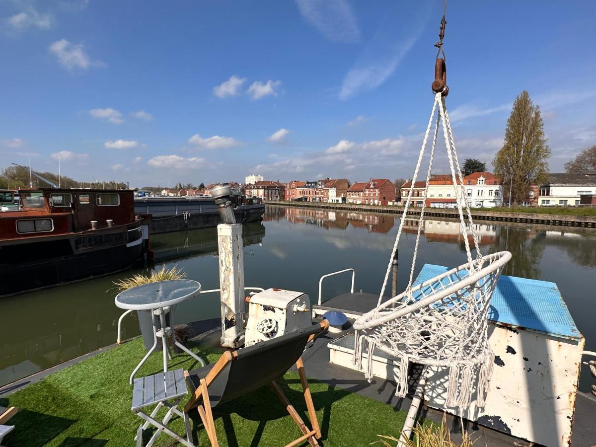 Appartement marinier dans Péniche Louise Michel Douai Esterno foto